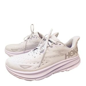 🤍 Hoka Clifton 9 | Sold Out Colorway! Size 41: men’s size 8, women’s size 9 B